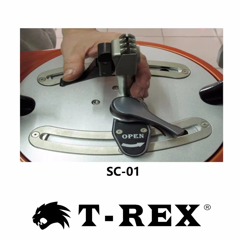 Vyplétání tenisových raket na stroji T-Rex